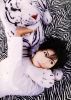 Filename=gackt_2340.jpg
Filesize=721KB
Dimensions=1223x1700
Date added=Apr 13, 2009 gackt_2340.jpg